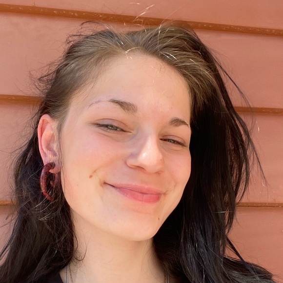 Meet your Posher, Kyra-lynn - Picture 1 of 1